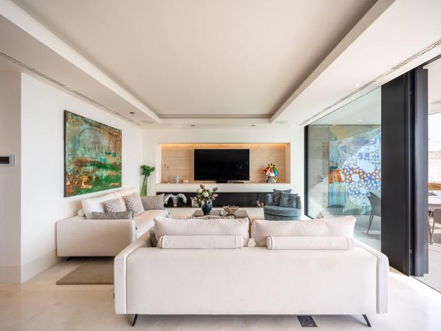 Presentamos una extraordinaria residencia en La Quinta que o. 243m² Benahavís