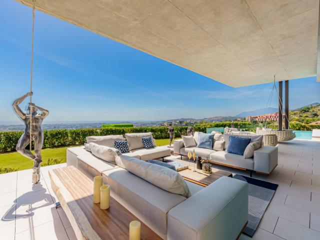 Presentamos una obra maestra arquitectónica concebida por el. 1761m² Benahavís