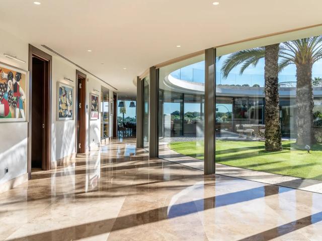 Presentando una extraordinaria villa de lujo, un verdadero h. 1917m² Sotogrande