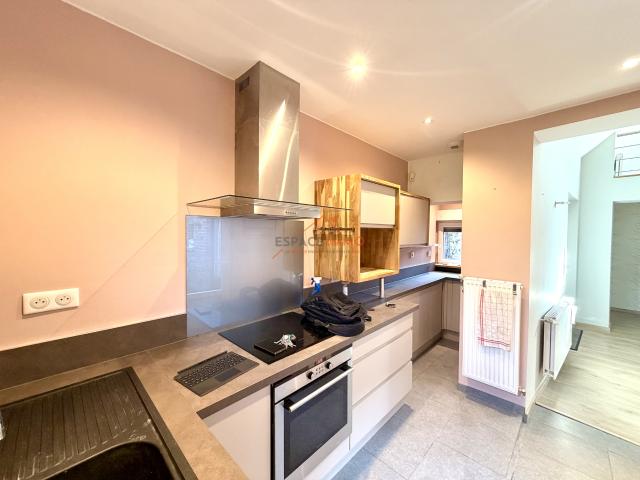 PRÉSEAU: MAISON INDIVIDUELLE 77 M2
