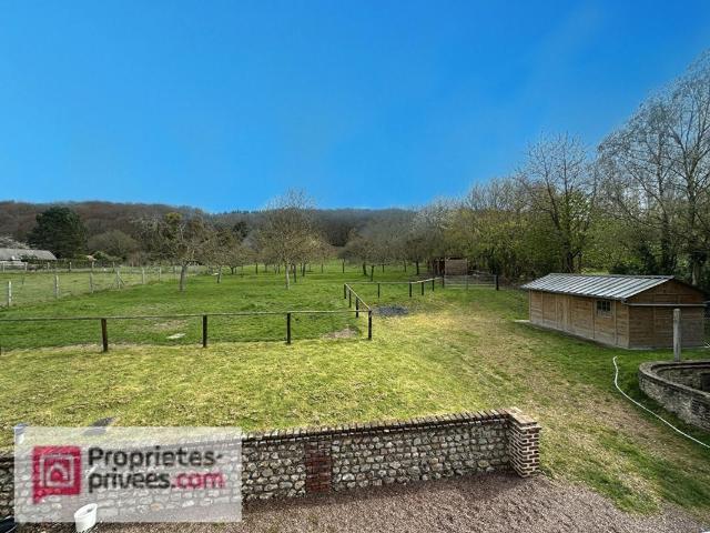 Authentique pressoir Normand au coeur du Pays d'Auge, sur plus d'un hectare au calme