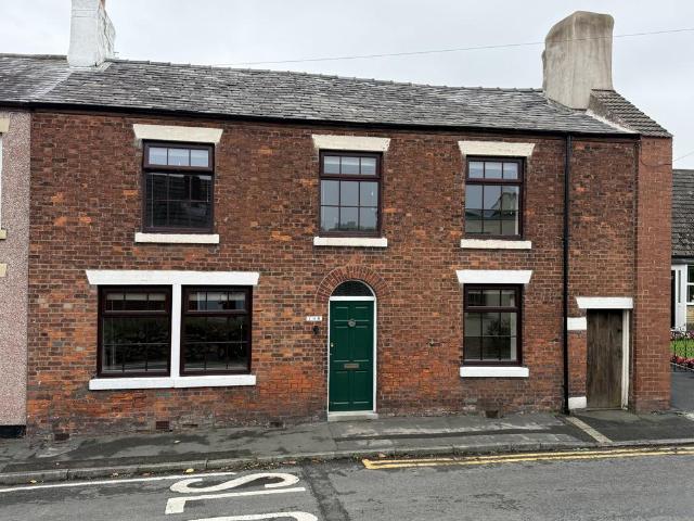 Preston Old Road, Freckleton, PR4 4 bed end of terrace house to rent £1,495 pcm £345 pw