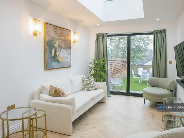 Preston Drove, Brighton, BN1 3 bed maisonette to rent £2,975 pcm £687 pw