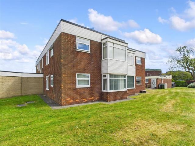 Preston Gate, North Shields NE29, 1 bed flat to rent, £795 pcm | PrimeLocation