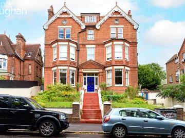 Preston Park Avenue, Brighton BN1 2 bed flat to rent £1,700 pcm £392 pw