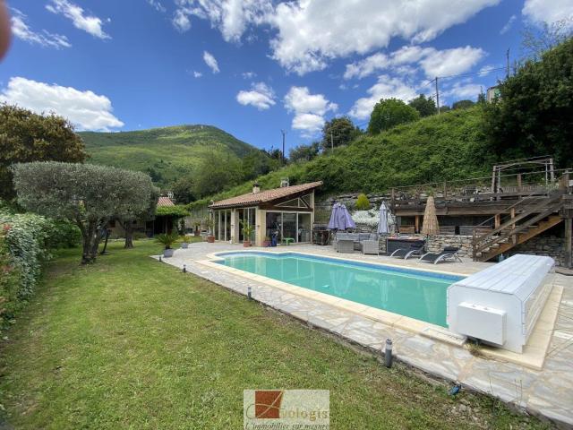 Prestations de qualité ! 166m² Le Vigan