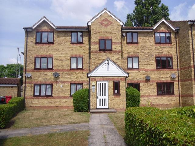 Prestatyn Close, Old Town SG1, 1 bed flat to rent, £1,095 pcm | PrimeLocation