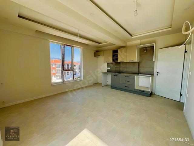 PRESTİJ'DEN HÜRRİYET MAHALLESİNDE HAVUZLU SİTE SATILIK 2+1 DAİRE