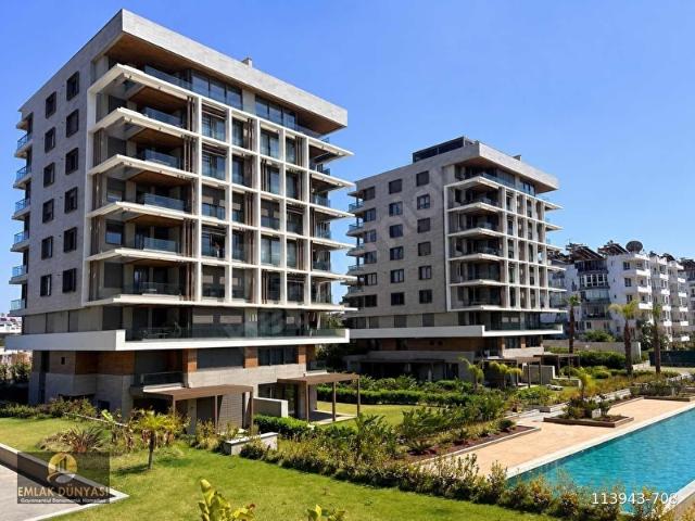 PRESTİJLİ SİTEDE 3+1 LÜKS DAİRE RUFA