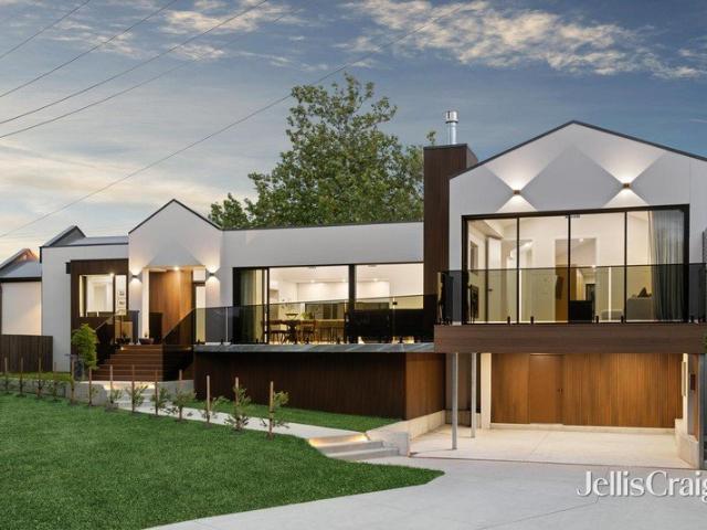 Prestige and quality family home