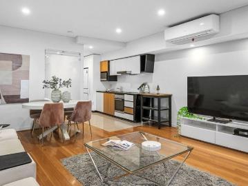Prestige Apartment Living with Elevated Views and Lifestyle Amenities