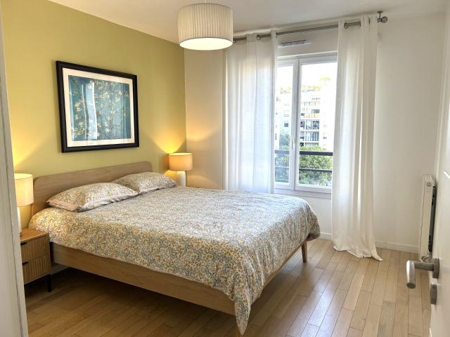 Prestige Appartment near Triumphal Arch in Paris