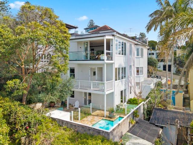 Prestige Beachside Living with Panoramic Ocean Views Pool and Garden maintenance Included