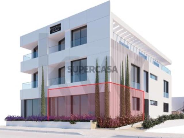 Prestige City Center: Onde a Exclusividade Encontra o Coração da Cidade Machico