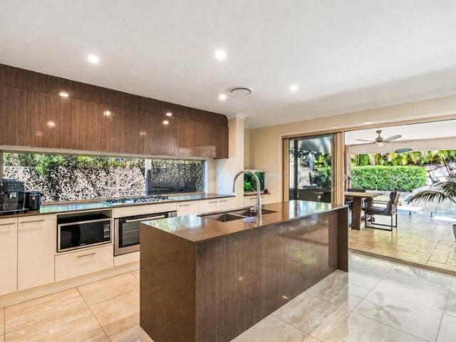 PRESTIGE & ELEVATED FAMILY HOME