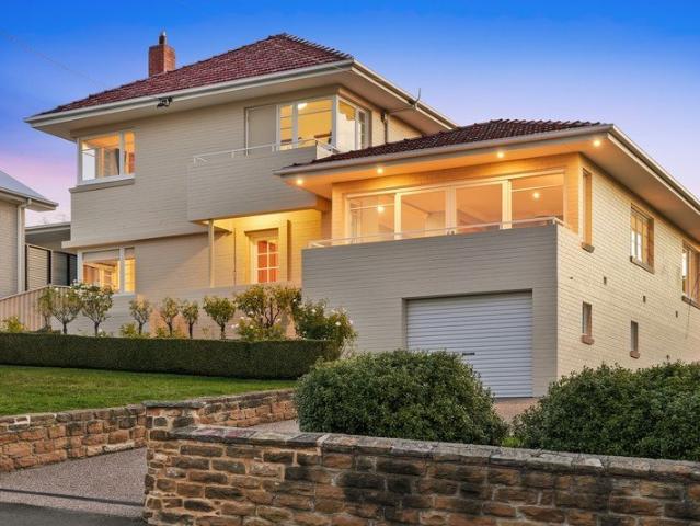 Prestige Family Home, Prestige Area, Incredible Views!