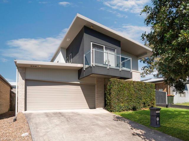 Prestige Family Living with Contemporary Elegance