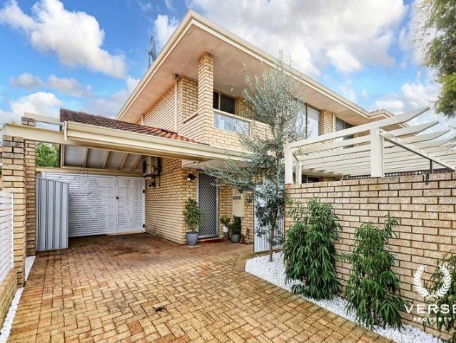Prestige, inner urban Townhouse renovation, worth fighting for !