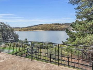 Jindabyne, Snowy River, Victoria - Equipped kitchen