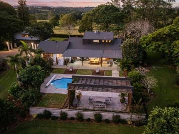 Prestige Lifestyle Estate for Grand Scale Family Living
