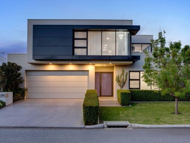 PRESTIGE LIVING