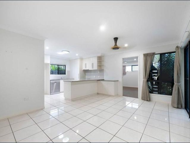 Prestige Living at Kensington Court, Glenella
