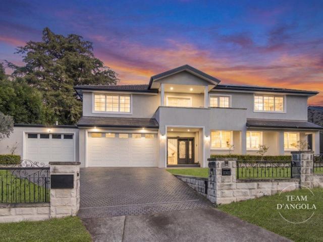 Prestige Living in East Excelsior's Premier Address