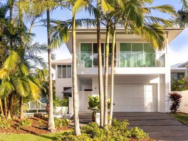 Prestige Living in Exclusive Whitehaven
