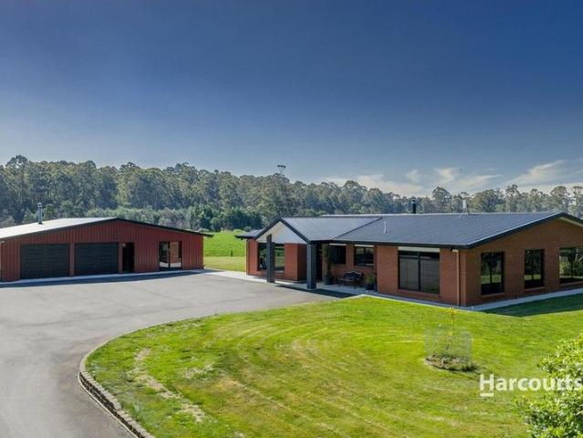 Prestige Living with Indoor Pool The Ultimate Tasmanian Dream