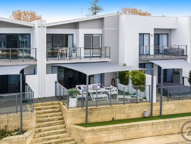 Prestige on Apollo Port Mandurah Canals!