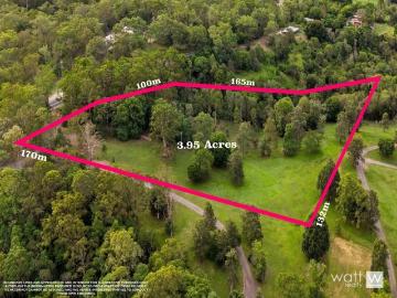 Prestige Semi Rural Lifestyle less than 30k from Brisbane CBD