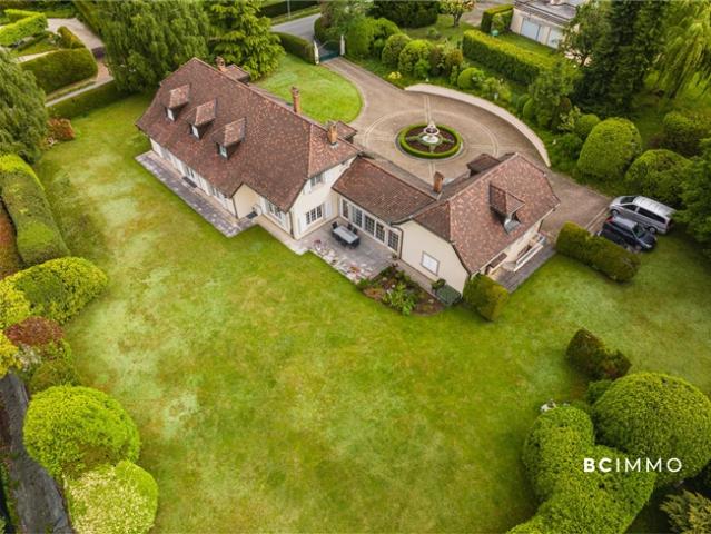 Prestigeträchtiges Herrenhaus in Jouxtens Mézery