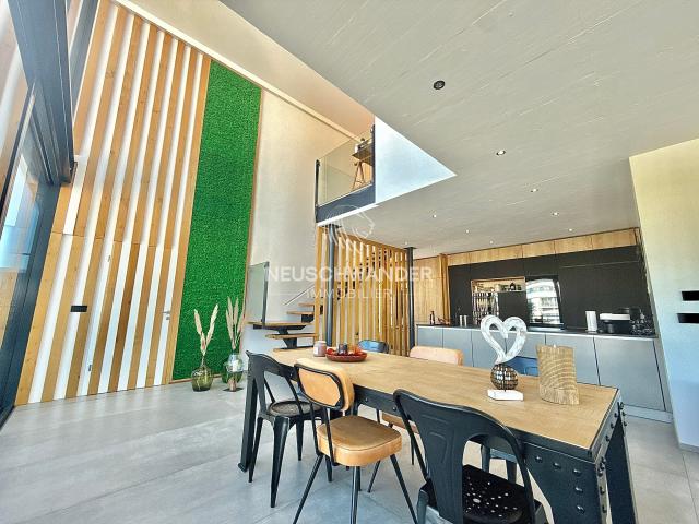 Prestigeträchtiges Penthouse Doppelhaus mit 6,5 Zimmern zum Verkauf in Delémont