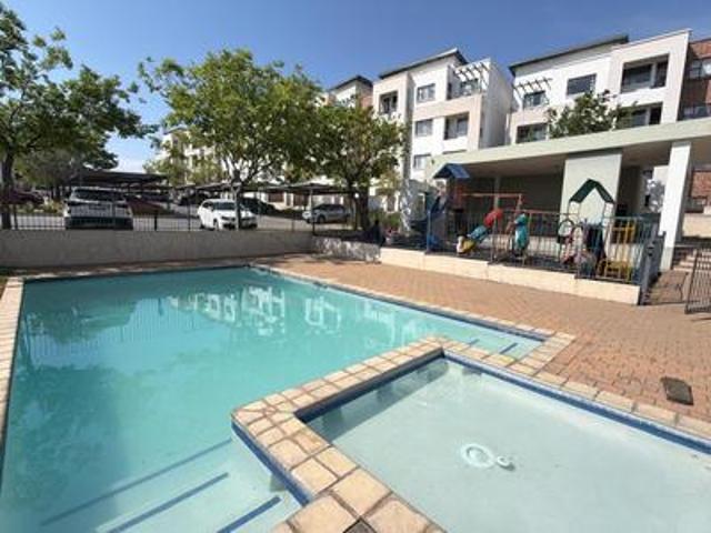 prestigious upmarket apartment in ra.