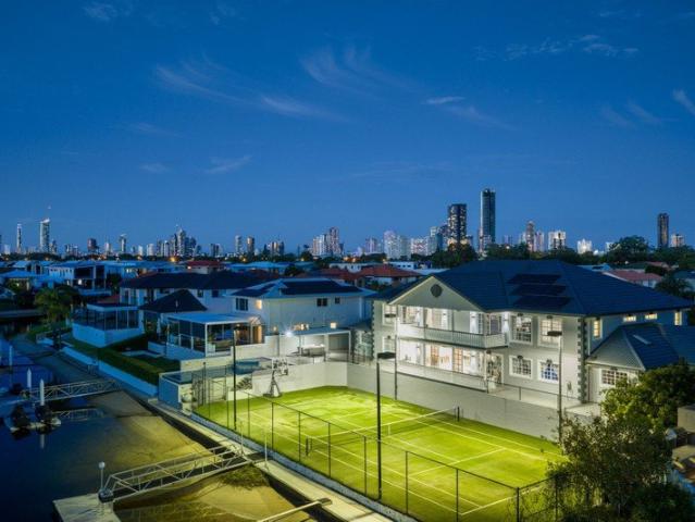 Prestigious Waterfront Estate on a Rare Double Block in Mermaid Waters