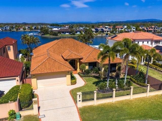Waterfront Lifestyle in The Peninsula