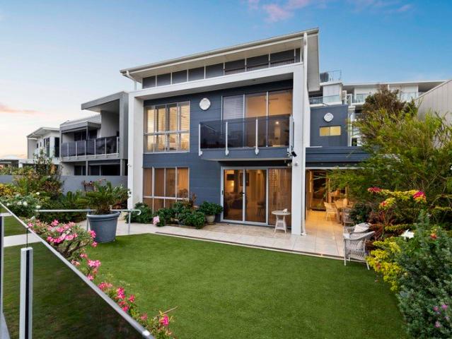Prestigious Waterfront Freehold Living with Panoramic Moreton Bay Views