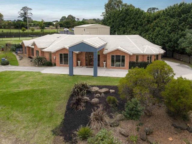 Prestigious Acreage Living with Panoramic Views, Tennis Court & High Clearance Workshop