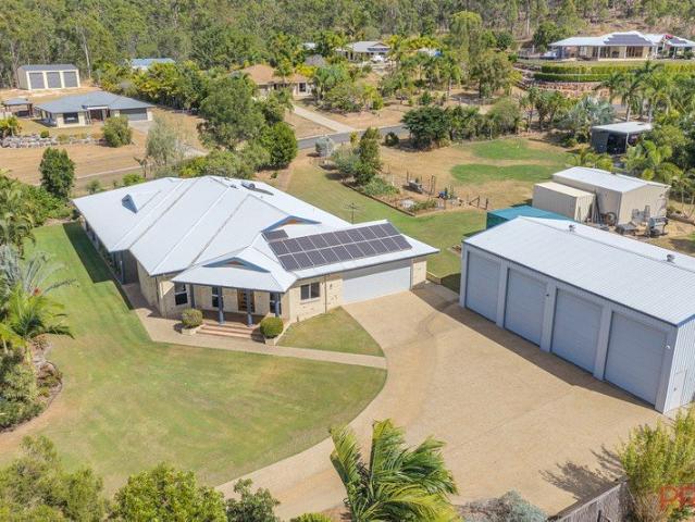 Prestigious Acreage Living with Space, Privacy & Sophisticated Style