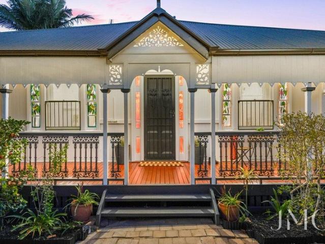 Prestigious Address. Historic Grandeur
