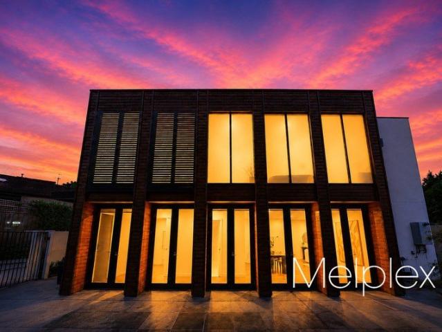 Prestigious and Sophisticated Luxury Living