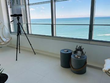 Prestigious Coastal Residence | Q1 Resort & Spa, Surfers Paradise