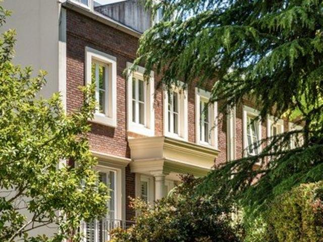 Prestigious East Melbourne Living 6 Month Lease Available
