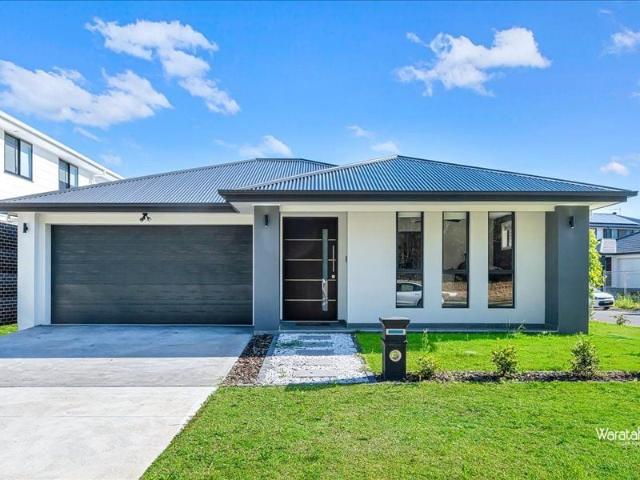 Prestigious Family Home In Outstanding Location!