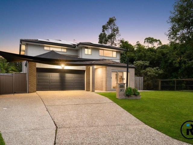 Prestigious Family Home in Sought After Huntington Rise Estate
