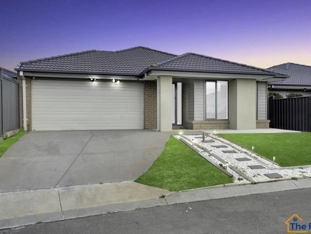 ! Prestigious Home for Rent in Melton South !