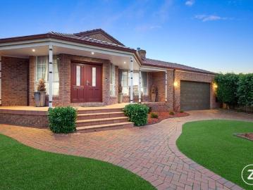 Spacious Family Living with 5m Ceilings & Sunken Lounge