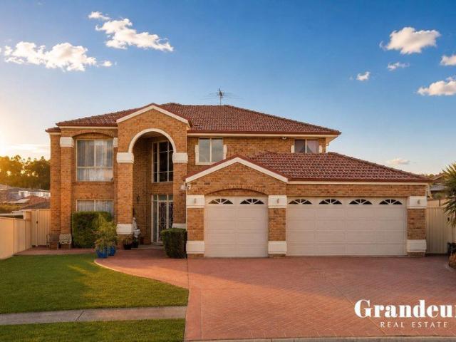 Prestigious Lakeview Estate