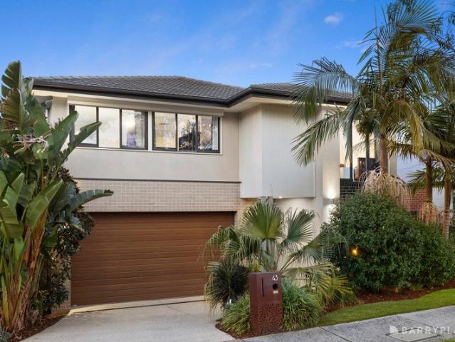 Prestigious lifestyle with versatile spaces