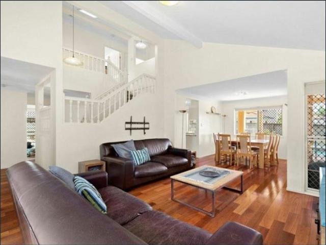 Prestigious living with sparkling inground pool